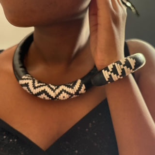 Collier nombeu baat avec bracelet