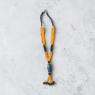 collier perles et bois