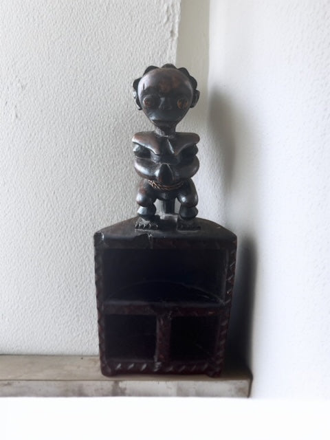 statuette