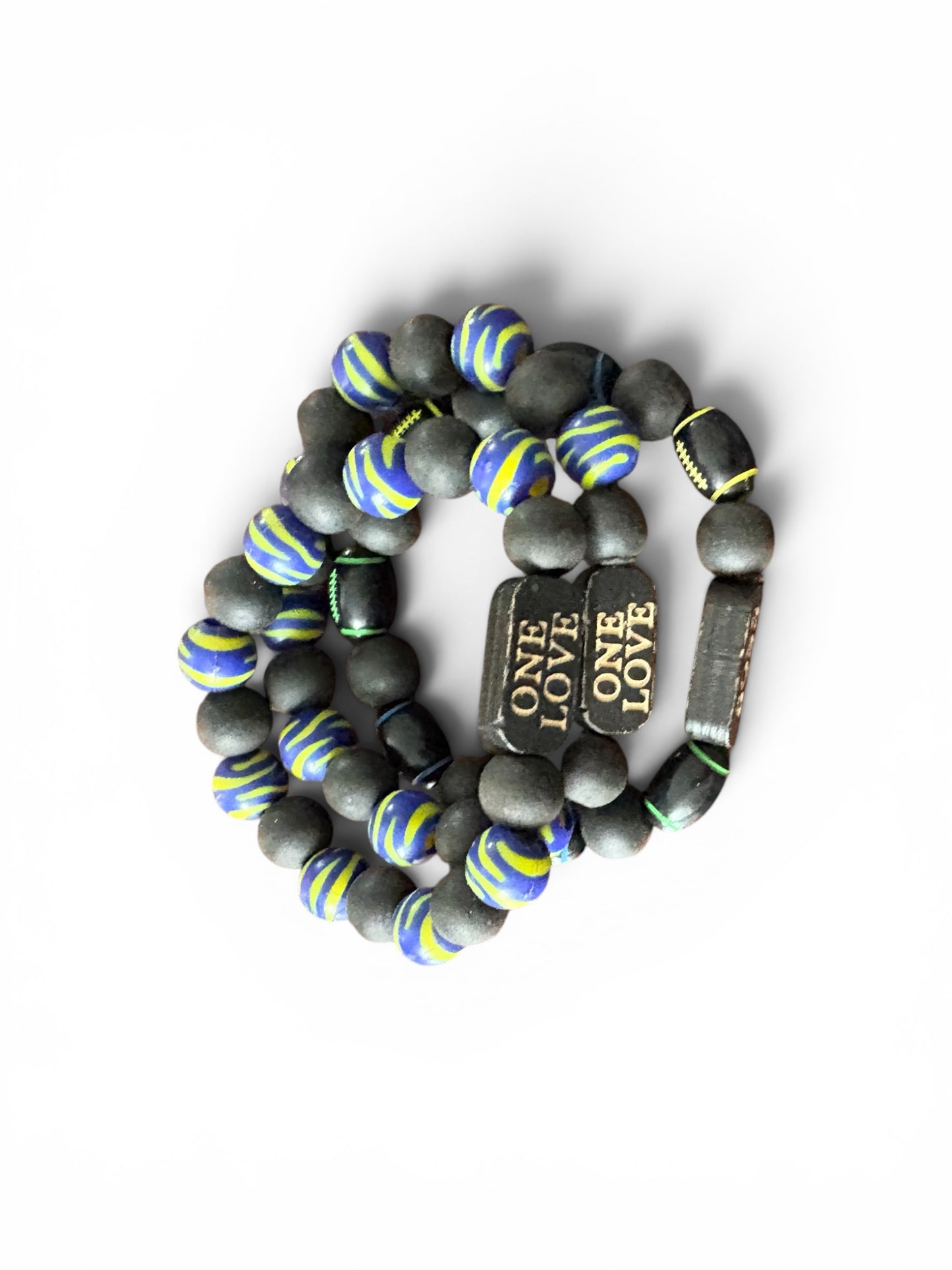 Bracelet multirangs en perles de bois
