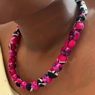 collier tissu en perles