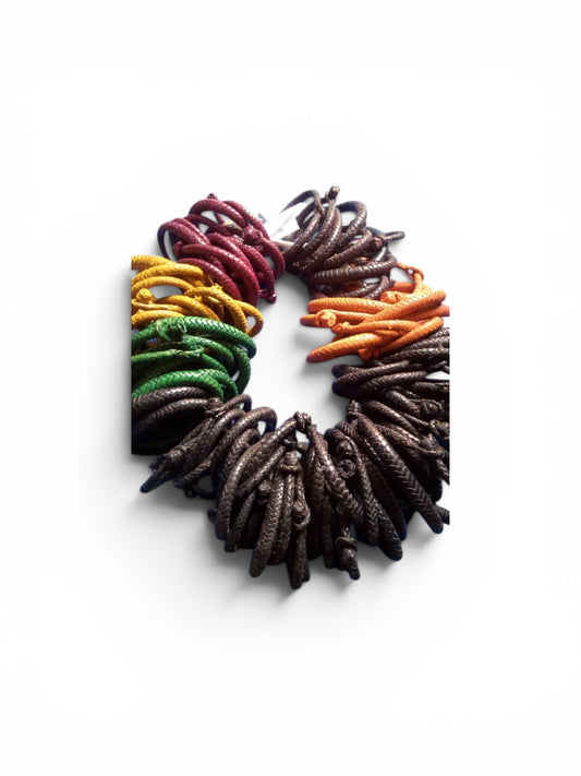 bracelet en cuir teinté
